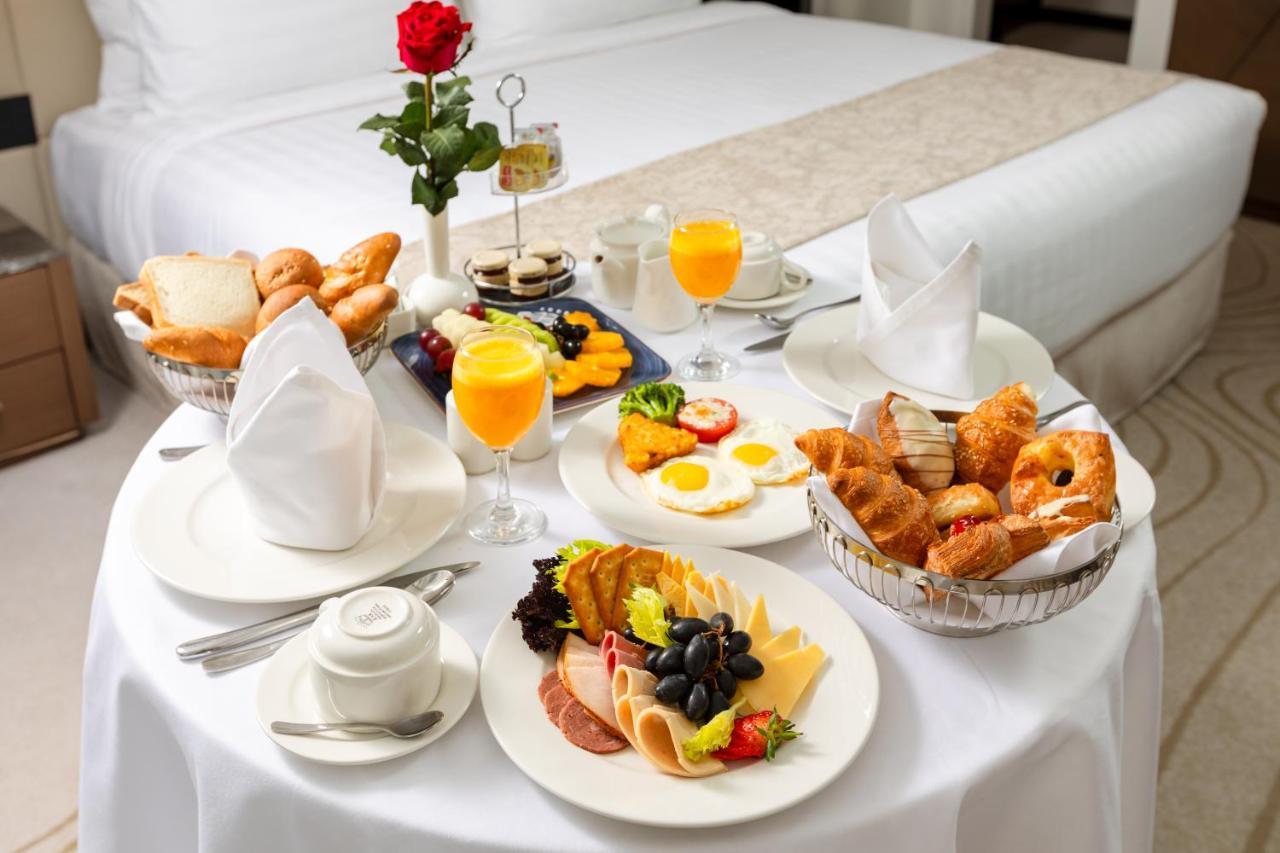 Jayden Hotel Медина Екстериор снимка